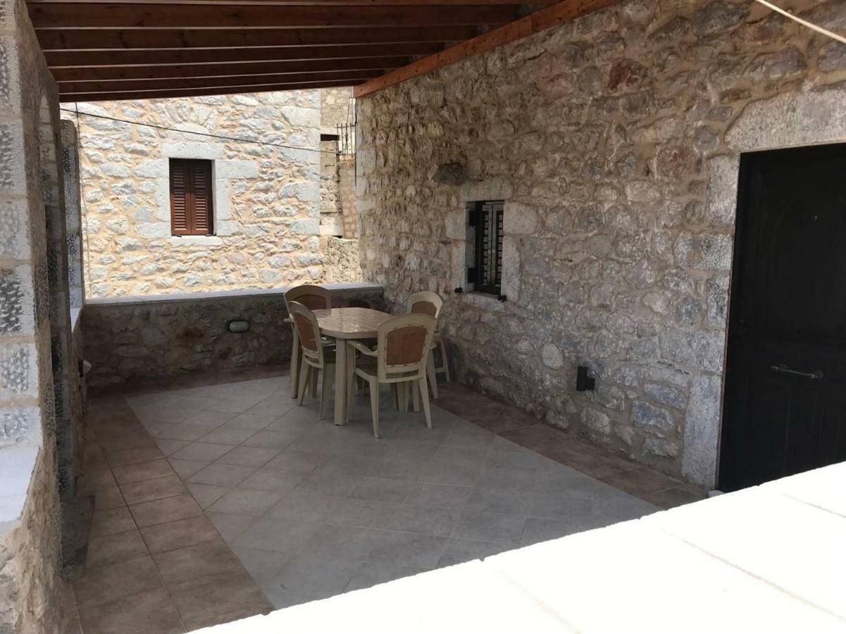 Villa Stonehouse In Mani Penisula Koíta Exterior foto
